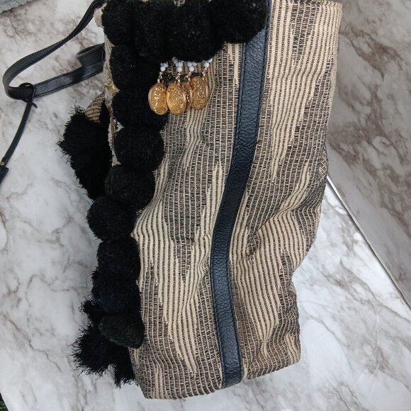 REBECCA MINKOFF Aztec Feel Beach Tote Shoulder Bag Black Beige Tweed Beaded - Picture 7 of 12